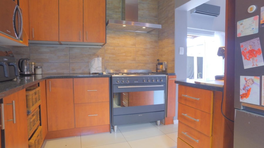 3 Bedroom Property for Sale in Safari Gardens North West